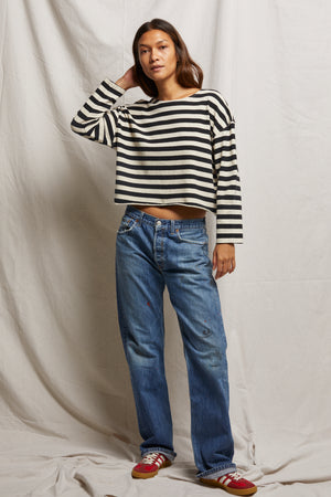 black_natural_stripe